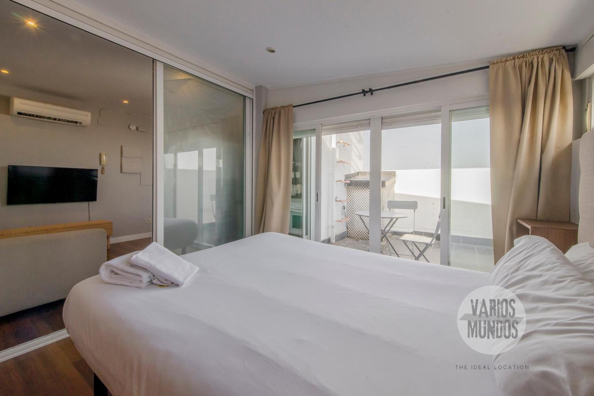 Apartamento Terraza Con Encanto 4, En Plaza De Chueca Madrid